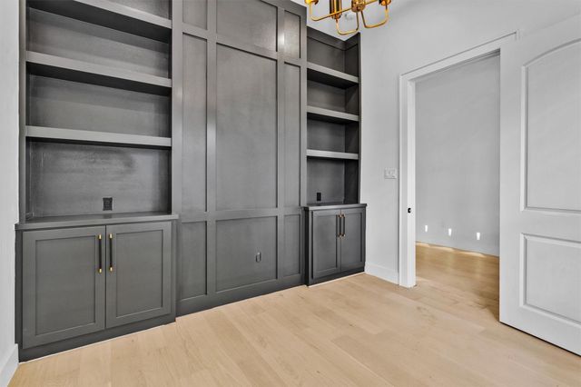 1806 De Milo Drive, Houston, TX 77018