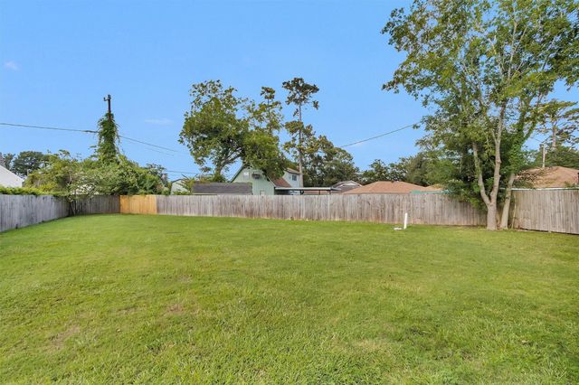 1806 De Milo Drive, Houston, TX 77018