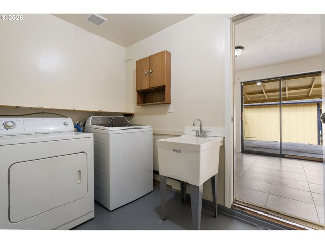 2345 Se 145TH Ave, Portland, OR 97233