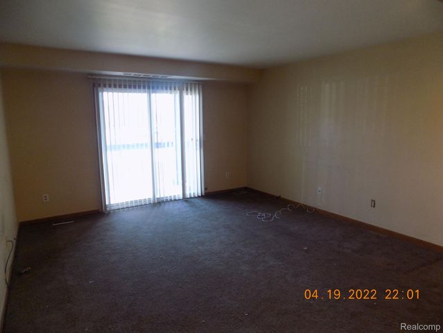 15246 ASHLEY Court 14, Macomb Township, MI 48044