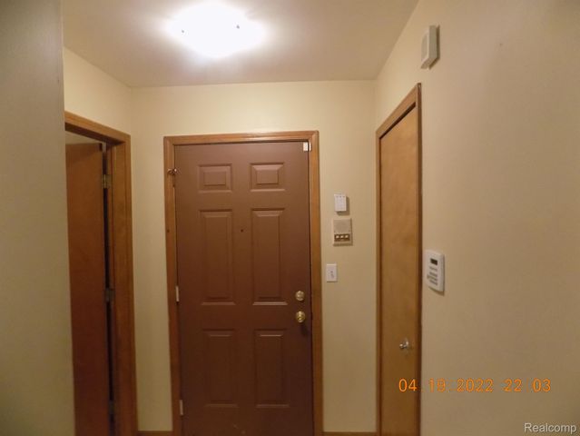 15246 ASHLEY Court 14, Macomb Township, MI 48044