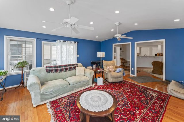 1226 BANCROFT AVE, Colonial Beach, VA 22443