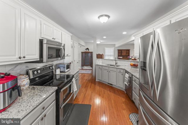 1226 BANCROFT AVE, Colonial Beach, VA 22443