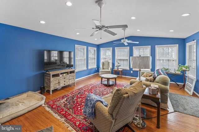 1226 BANCROFT AVE, Colonial Beach, VA 22443