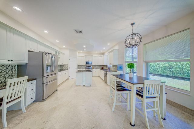 2792 Shaughnessy Drive, Wellington, FL 33414