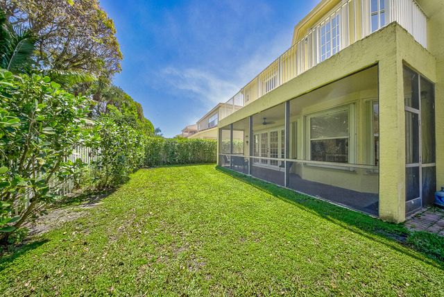 2792 Shaughnessy Drive, Wellington, FL 33414