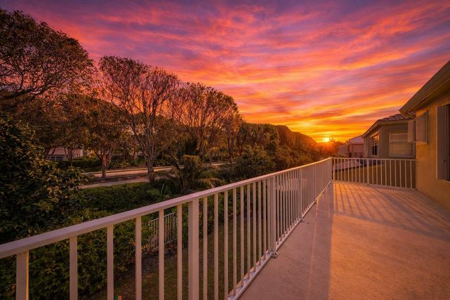 2792 Shaughnessy Drive, Wellington, FL 33414