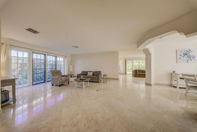 2792 Shaughnessy Drive, Wellington, FL 33414