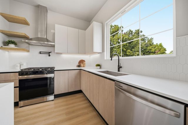 4428 Providence Street B, Houston, TX 77020