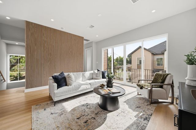 4428 Providence Street B, Houston, TX 77020