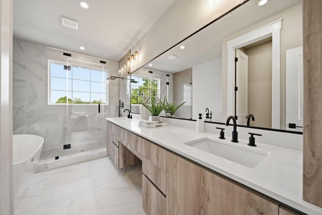 4428 Providence Street B, Houston, TX 77020