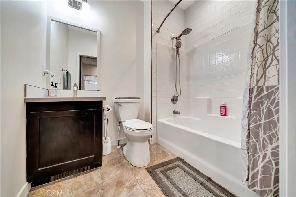 Image 14 of property listing at 30473 Mulholland 196, Agoura Hills, CA 91301