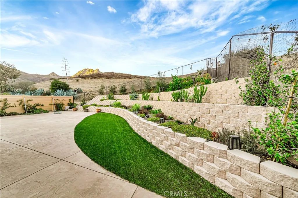 Image 26 of property listing at 30473 Mulholland 196, Agoura Hills, CA 91301