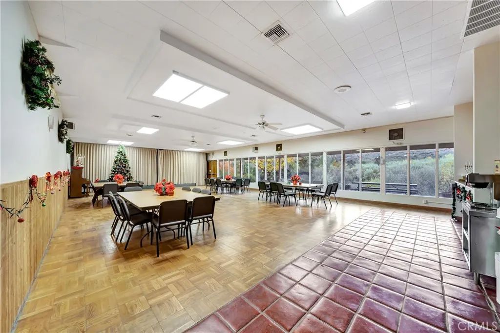 Image 31 of property listing at 30473 Mulholland 196, Agoura Hills, CA 91301