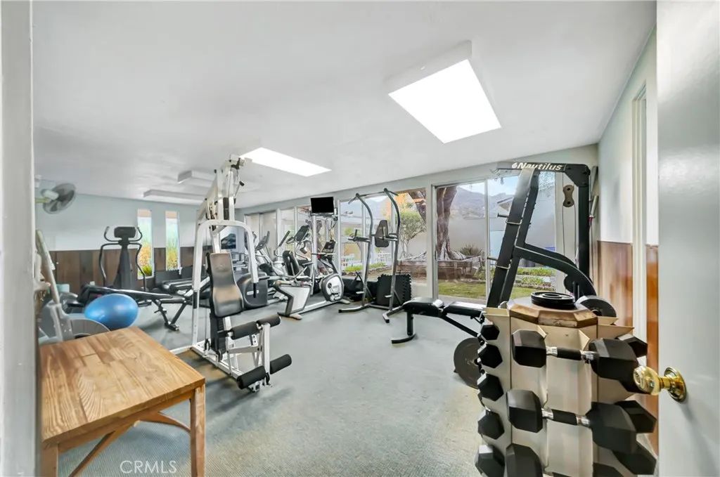Image 34 of property listing at 30473 Mulholland 196, Agoura Hills, CA 91301