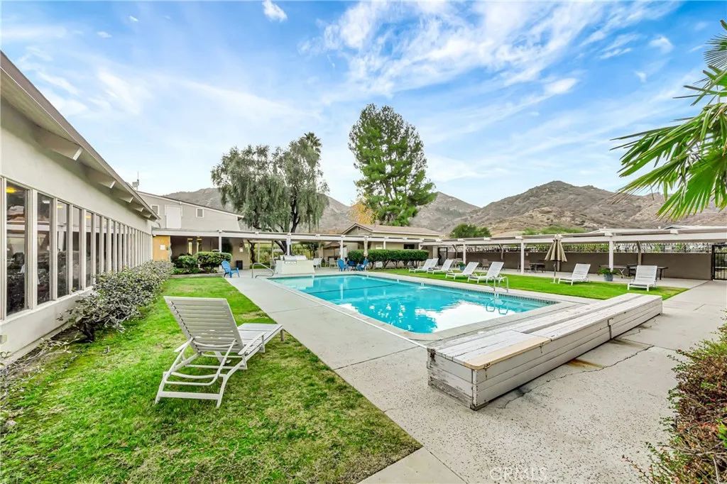 Image 37 of property listing at 30473 Mulholland 196, Agoura Hills, CA 91301