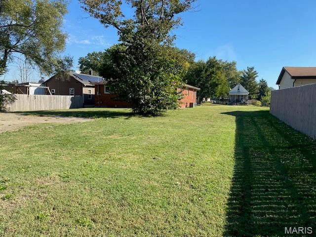 1031 Reynolds Street, Madison, IL 62060