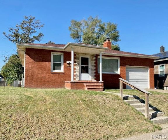 1031 Reynolds Street, Madison, IL 62060