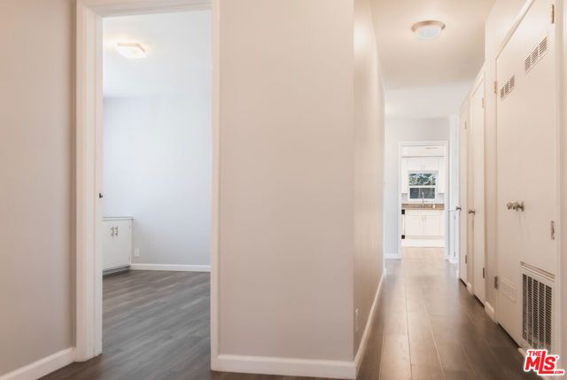 4219 Don Alegre Place, Los Angeles, CA 90008
