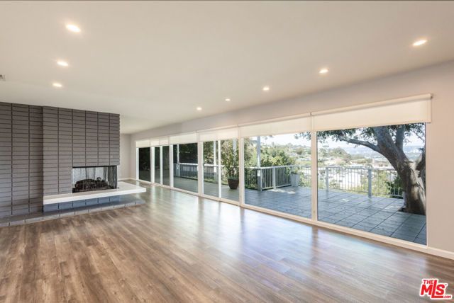 4219 Don Alegre Place, Los Angeles, CA 90008