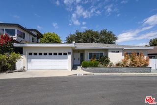 4219 Don Alegre Place, Los Angeles, CA 90008