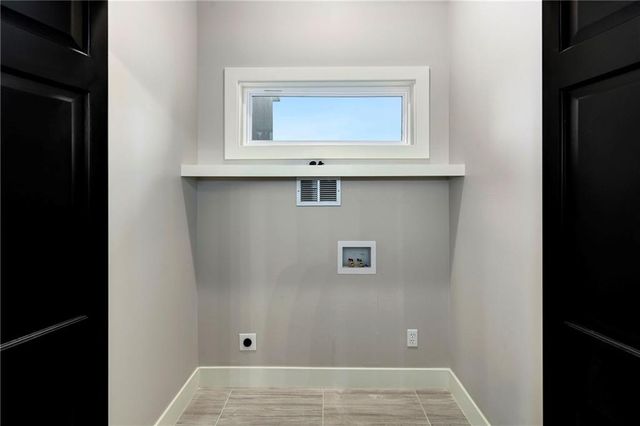 149 S Linn Valley Drive, Linn Valley, KS 66040