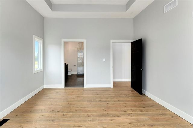 149 S Linn Valley Drive, Linn Valley, KS 66040