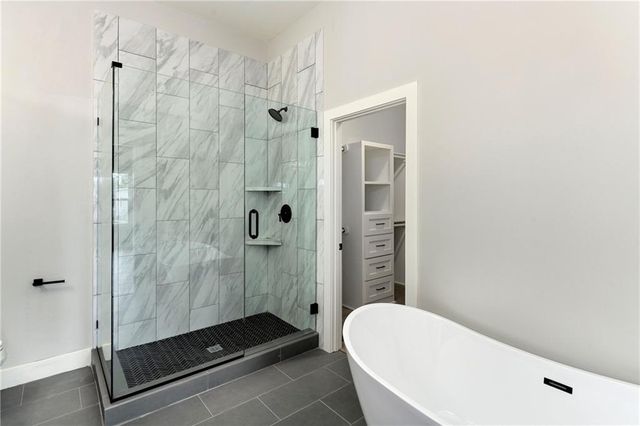 149 S Linn Valley Drive, Linn Valley, KS 66040