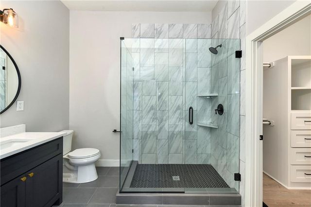 149 S Linn Valley Drive, Linn Valley, KS 66040