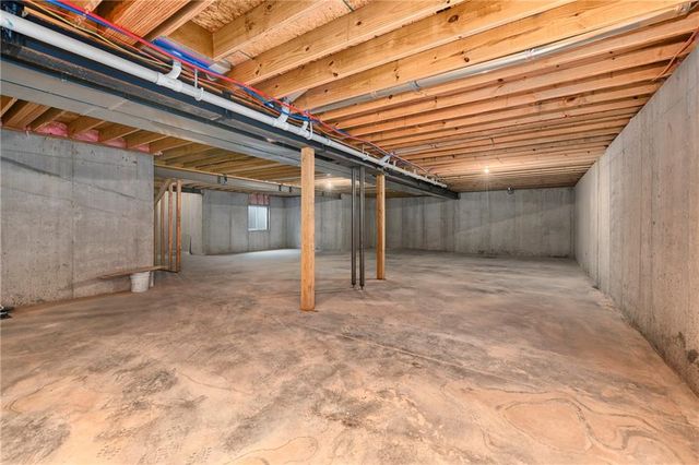 149 S Linn Valley Drive, Linn Valley, KS 66040