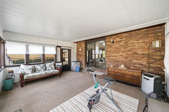 1515 Highview Drive, Des Moines, IA 50315