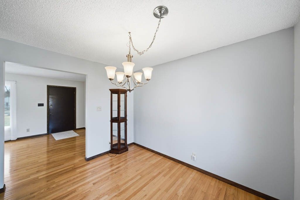 1515 Highview Drive, Des Moines, IA 50315