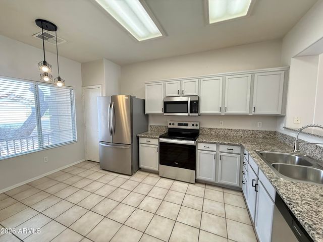 8227 E OSAGE Avenue, Mesa, AZ 85212