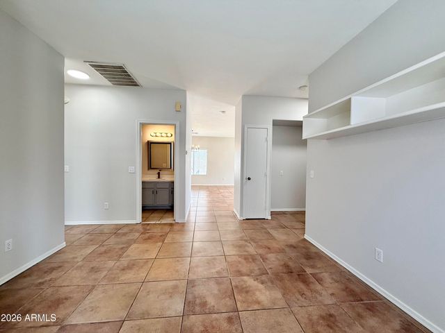 8227 E OSAGE Avenue, Mesa, AZ 85212