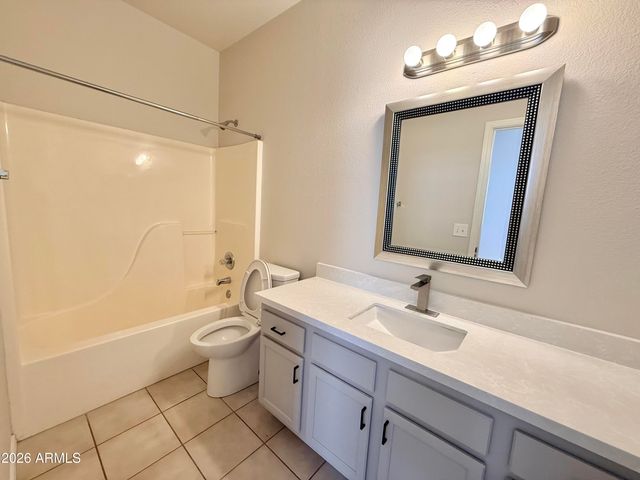 8227 E OSAGE Avenue, Mesa, AZ 85212