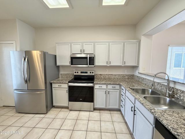 8227 E OSAGE Avenue, Mesa, AZ 85212