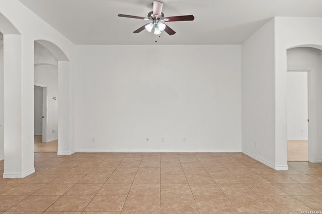 2747 Trinity Glade, San Antonio, TX 78261
