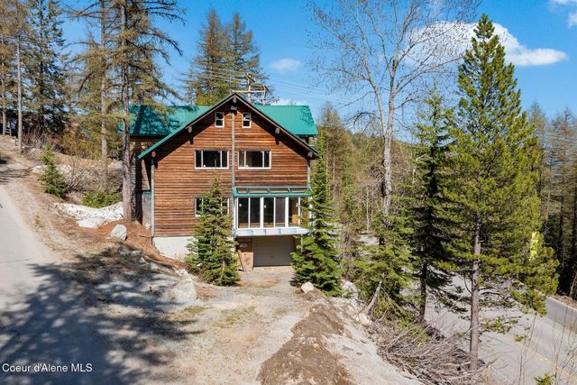 45 Parallel Run Rd, Sandpoint, ID 83864