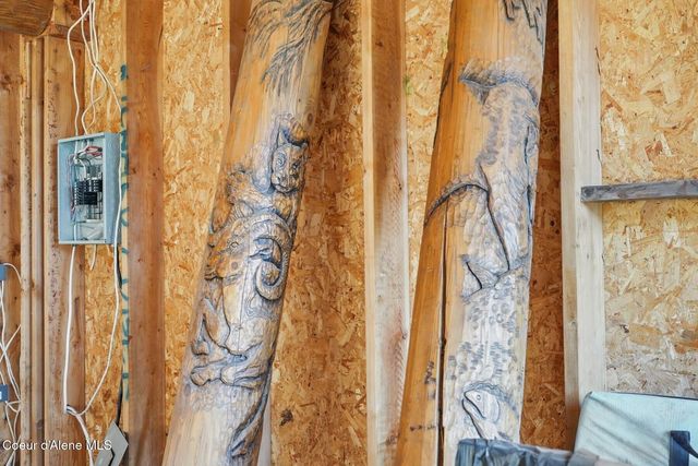 45 Parallel Run Rd, Sandpoint, ID 83864