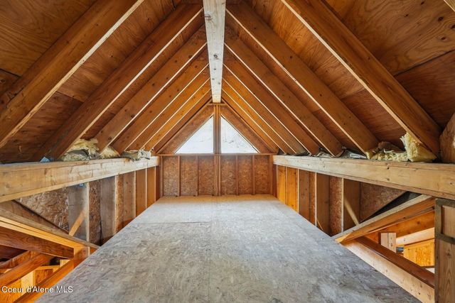 45 Parallel Run Rd, Sandpoint, ID 83864