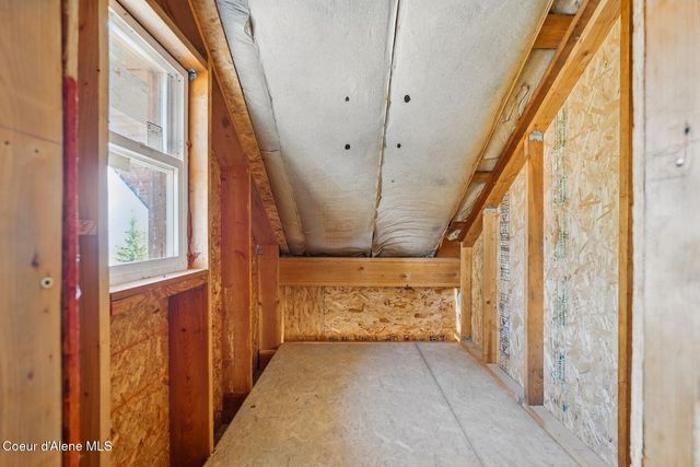 45 Parallel Run Rd, Sandpoint, ID 83864