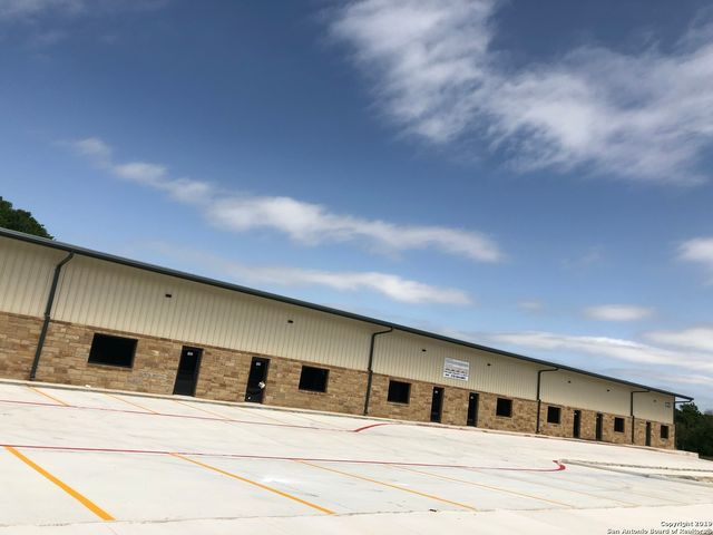 8801 FM 1976 Ste 113, Converse, TX 78109