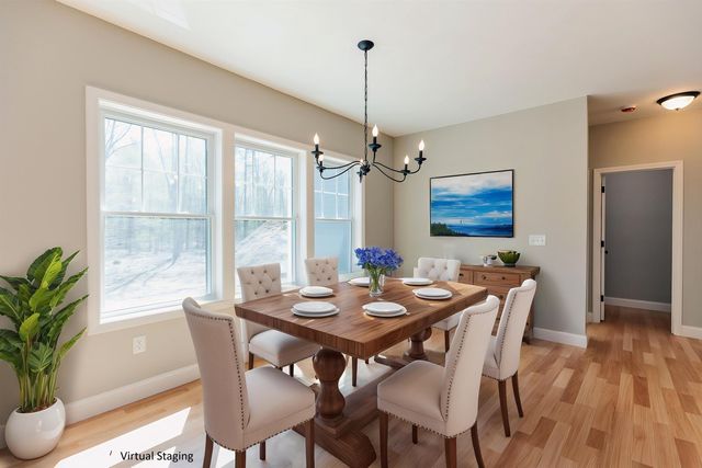35 Reed Road, Sandown, NH 03873