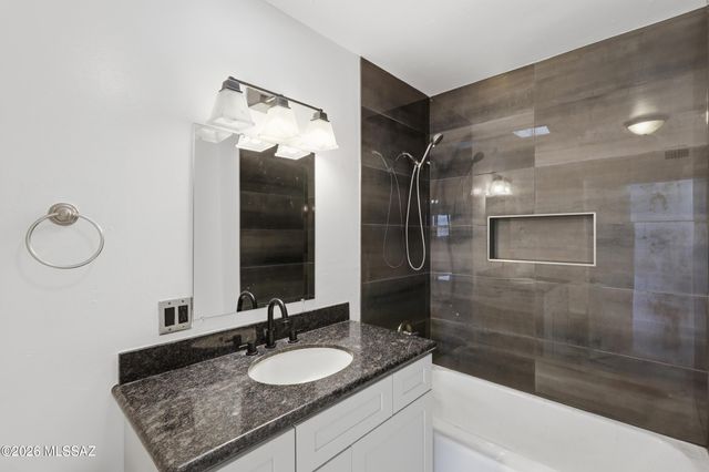 4054 E Flower Street, Tucson, AZ 85712