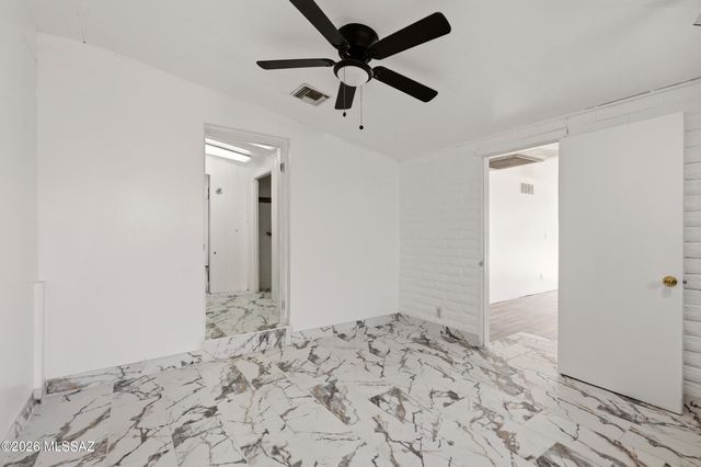 4054 E Flower Street, Tucson, AZ 85712