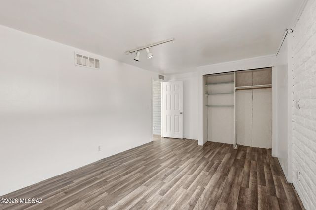 4054 E Flower Street, Tucson, AZ 85712