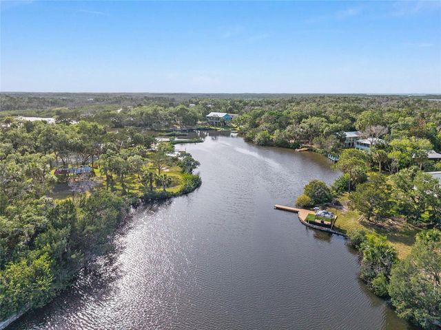 1326 S ESTUARY, Crystal River, FL 34429