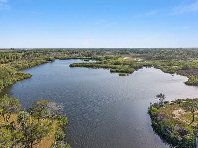 1326 S ESTUARY, Crystal River, FL 34429