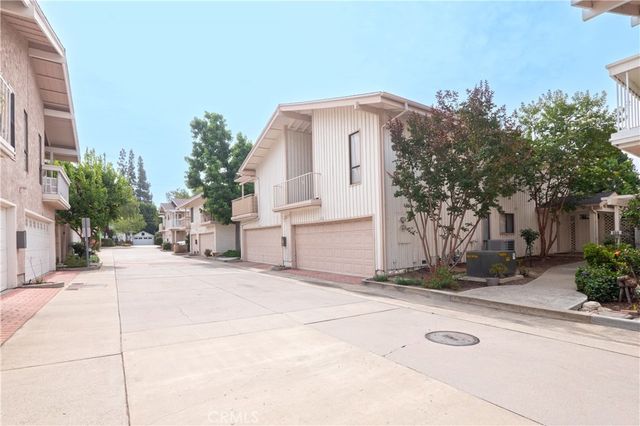 328 W 7th, Claremont, CA 91711