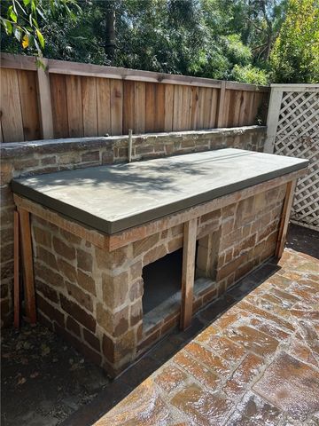 328 W 7th, Claremont, CA 91711